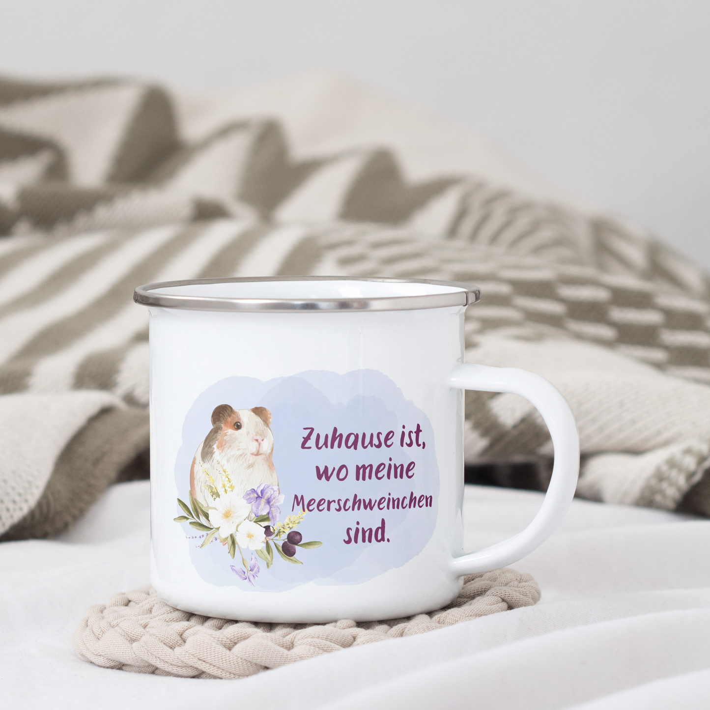 Emaille Tasse mit dem Motiv Zuhause ist, wo meine Meerschweinchen sind