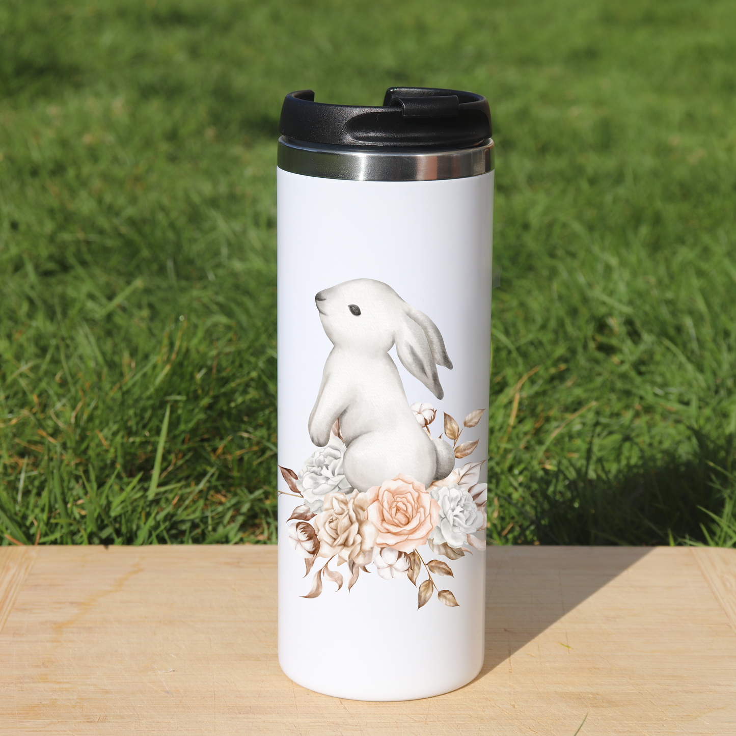 Thermobecher Kaninchen mit Rosen